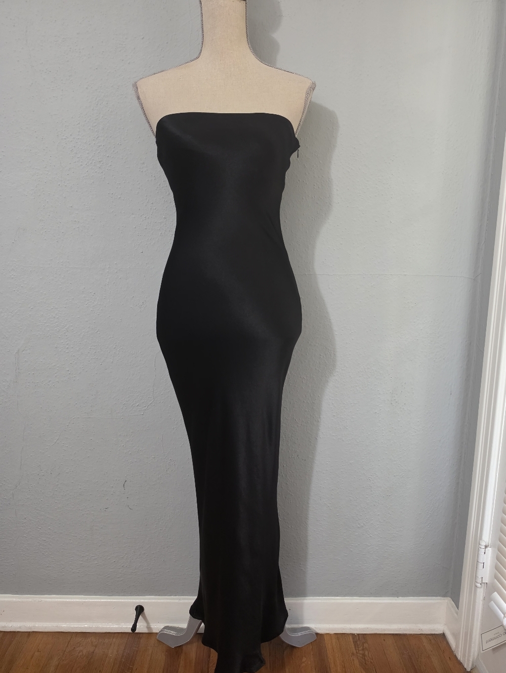 SNDYS Angel Strapless Midi Dress NWT Small